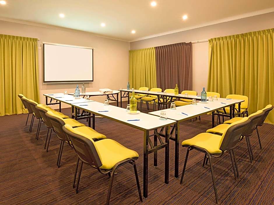 Ibis Styles Katherine Hotel