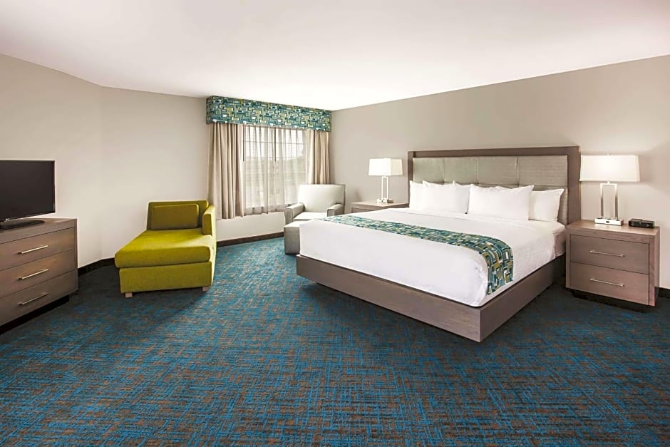 La Quinta Inn & Suites by Wyndham St Paul-Woodbury