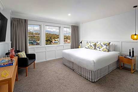 Manor King Room
