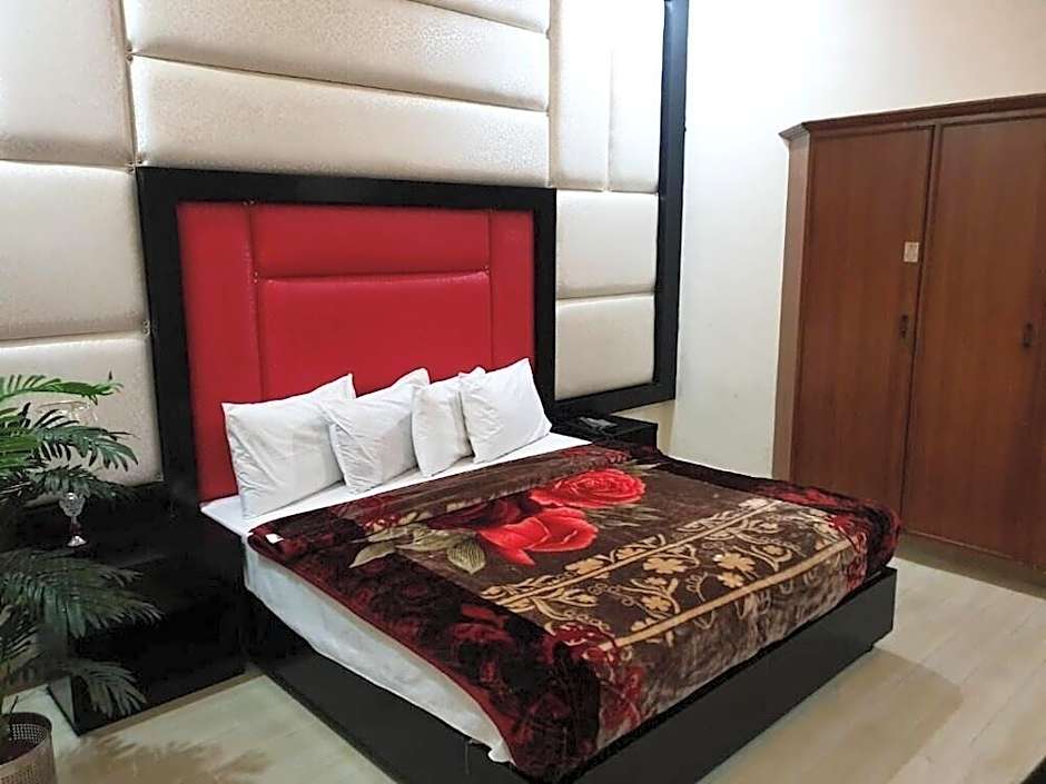 Hotel Sareena Residence