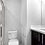Global Luxury Suites at The White House