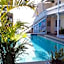 The Palms Hotel
