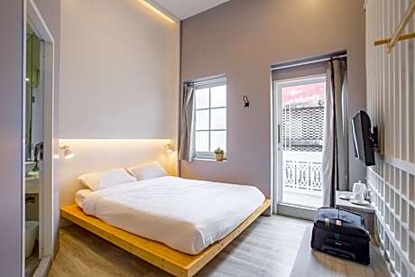 Double Room with Private Bathroom