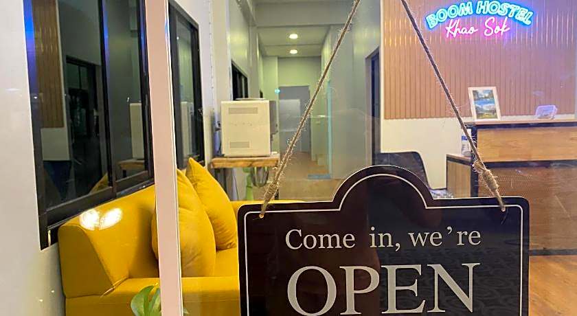 Boom Hostel Khaosok