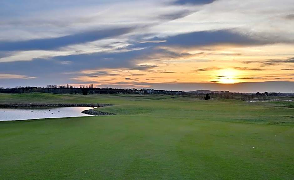 Prague City Golf Apartments