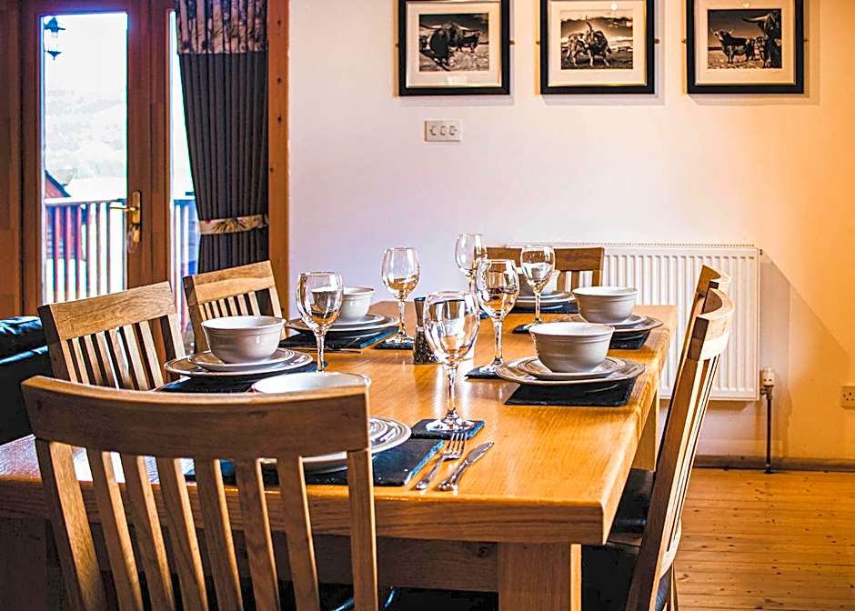 Glen Clova Lodges