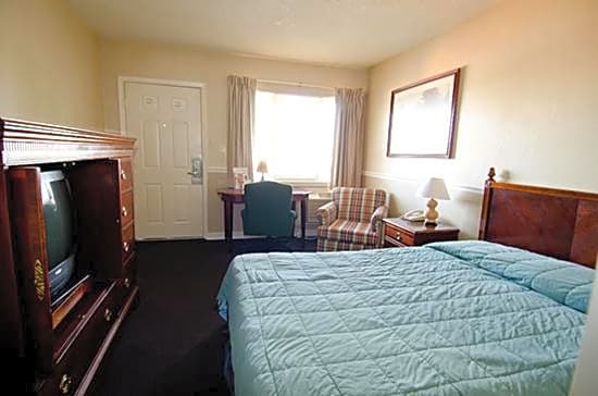 Rockford Alpine Inn & Suites