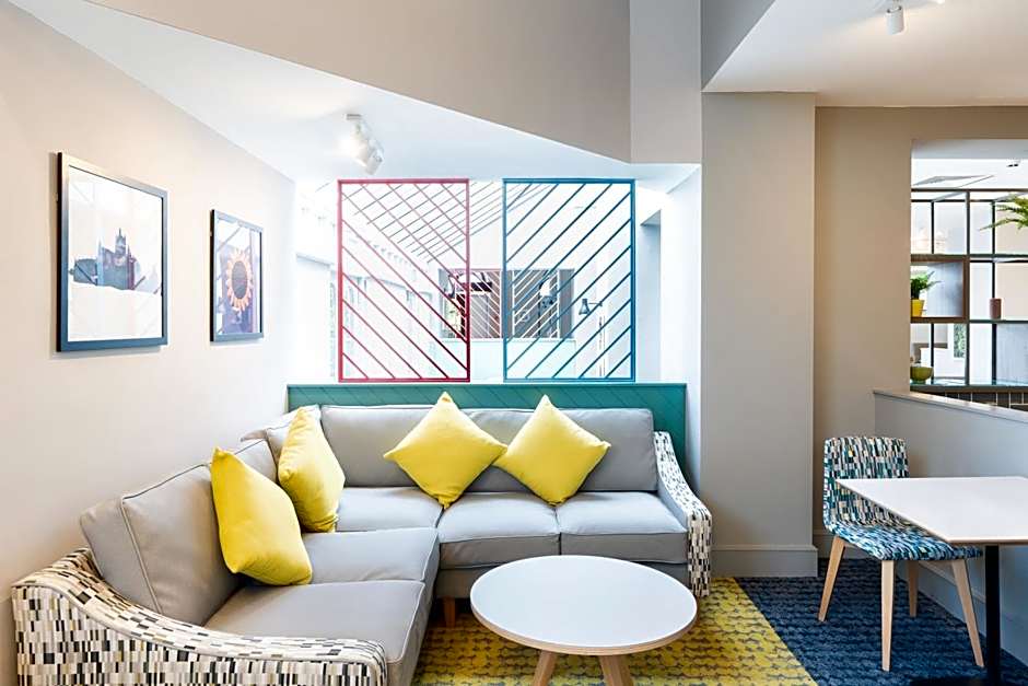 Holiday Inn Gloucester / Cheltenham By IHG
