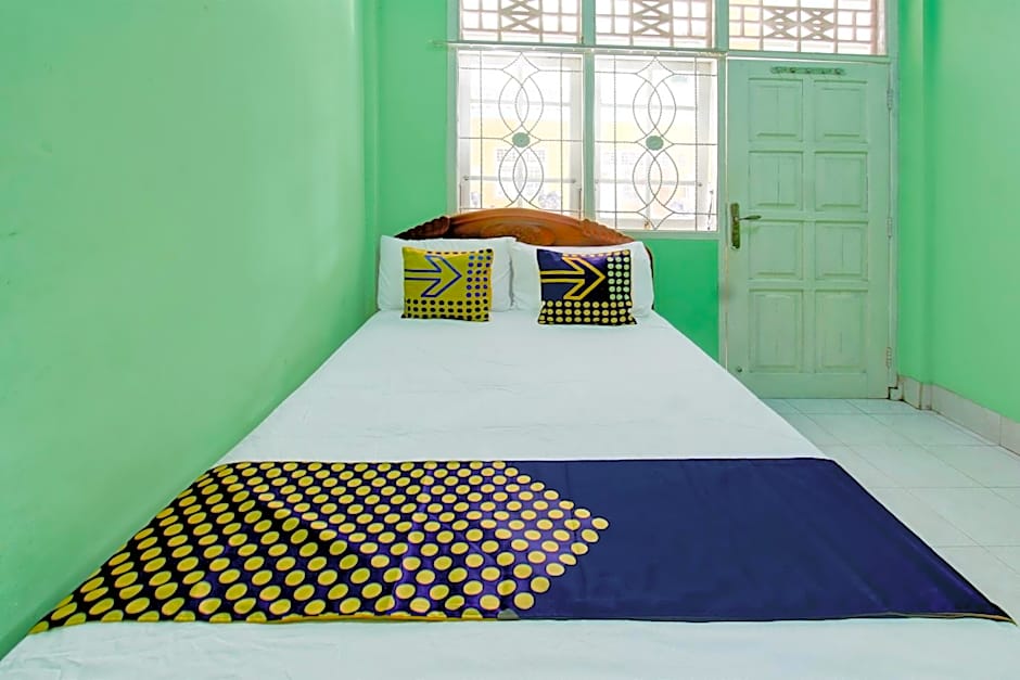 OYO Life 93265 Kos Cendana Seruni Raya