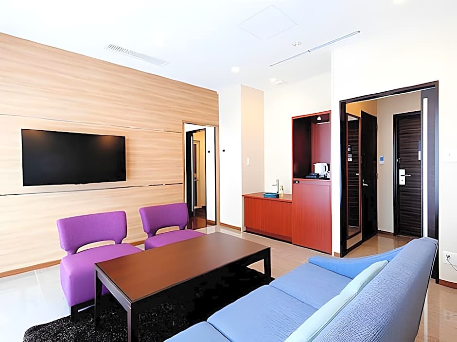 Community & Spa Naha Central Hotel