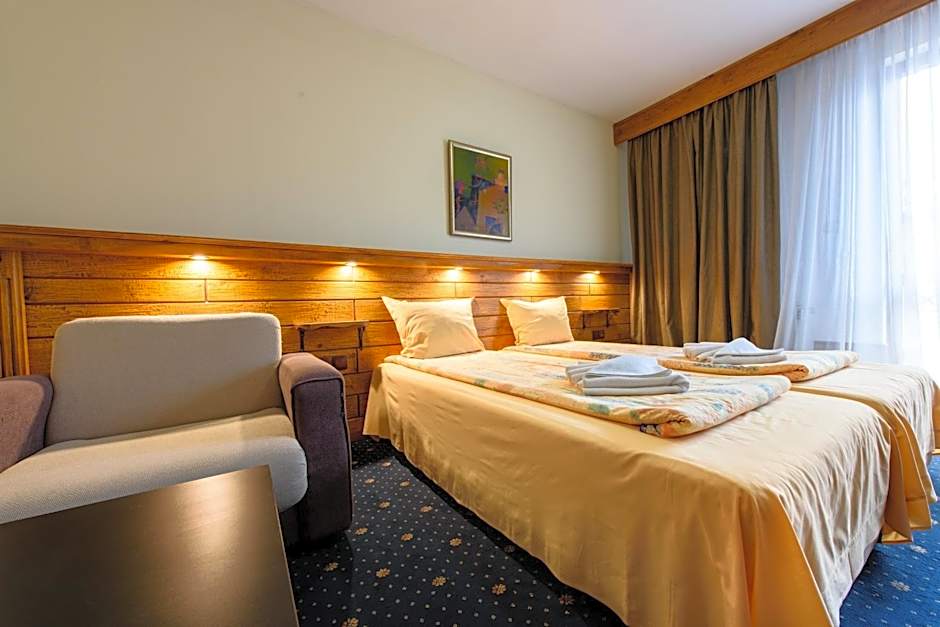 Kap House Family Hotel
