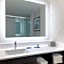 Holiday Inn Express Hotel & Suites Boston-Cambridge By IHG