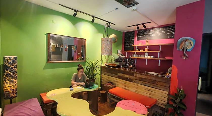 Shantihome Hostel Izmir