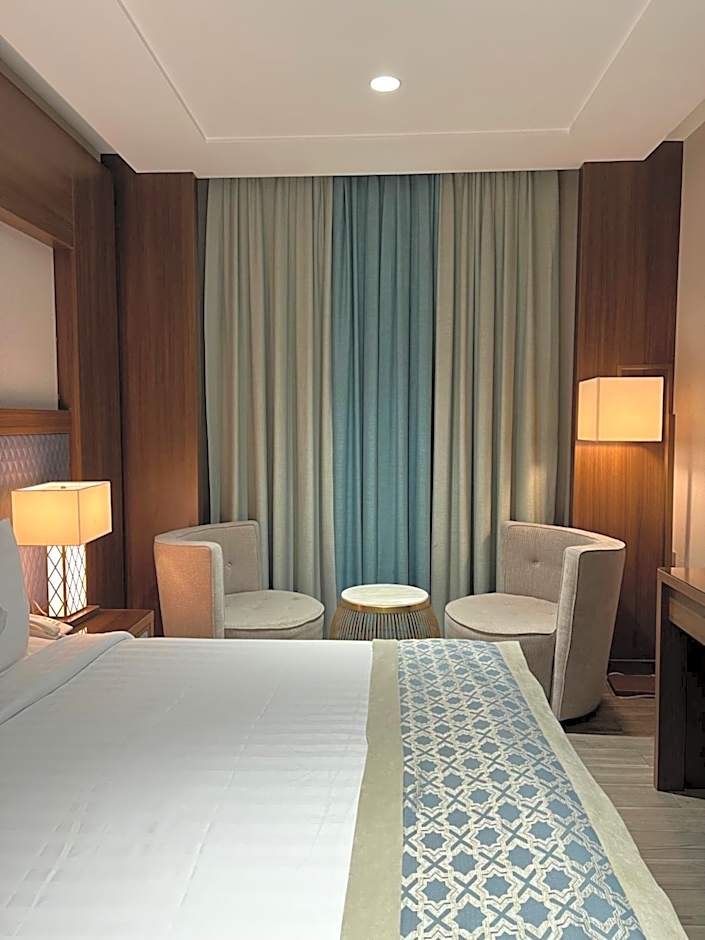 Violet Al Shisha Hotel