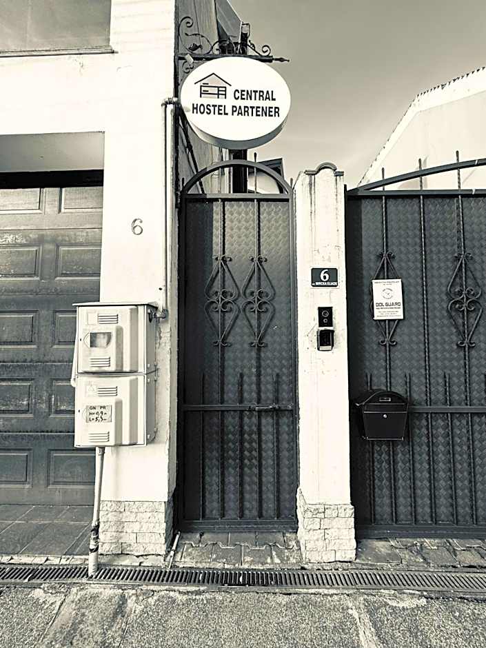 Central Hostel Partener