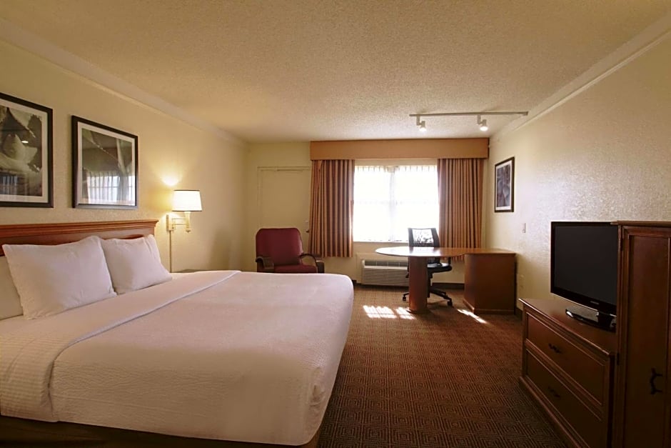 La Quinta by Wyndham Coral Springs University Dr