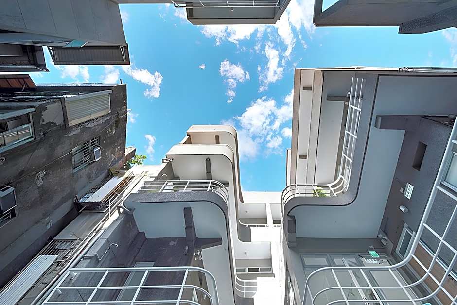 OwlStay Flip Flop Hostel Garden