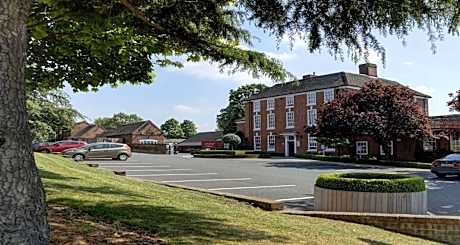 Windmill Village Hotel, Golf Club & Spa, BW Signature Collection