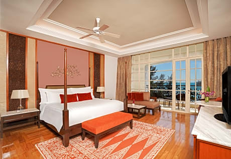 Viceroy Room, Sea View, King Bed
