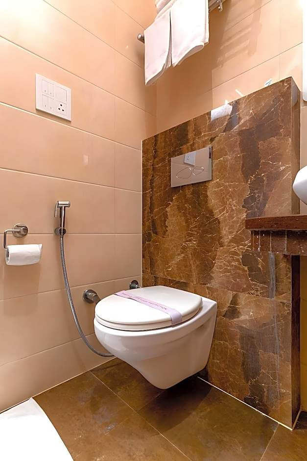 Hotel Urban Galaxy Near Golden Temple