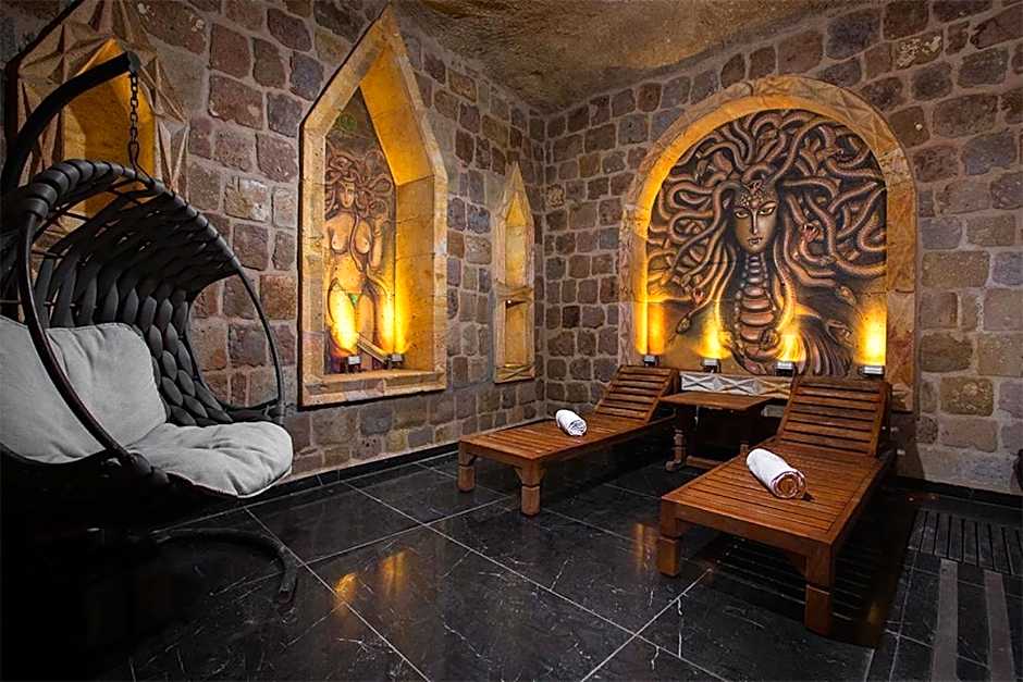 Cappa Via Cave Hotel
