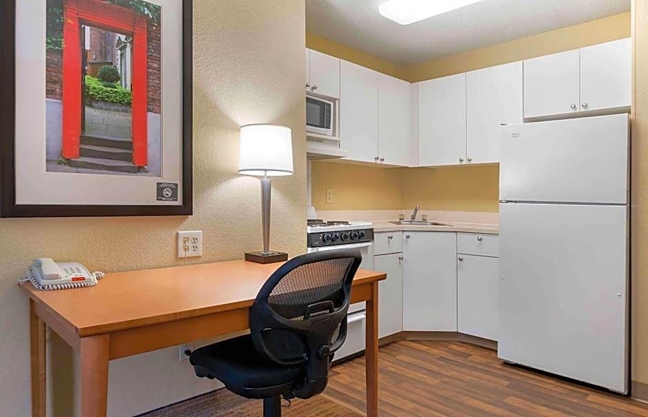 Extended Stay America Suites - Detroit - Novi - Orchard Hill Place