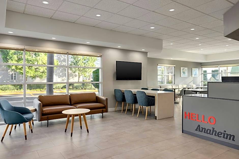TownePlace Suites by Marriott Anaheim Maingate Near Angel Stadium