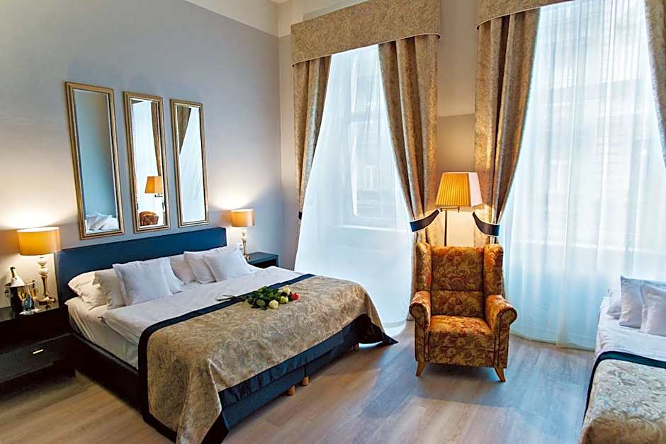 Hotel Julian