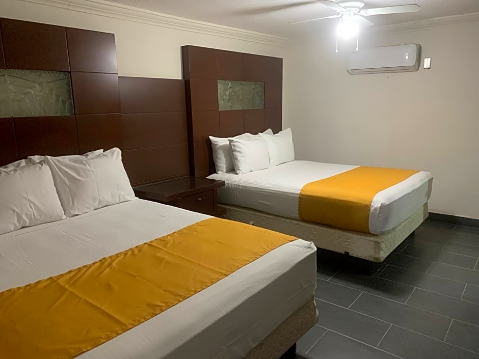 Hotel Los Arcos