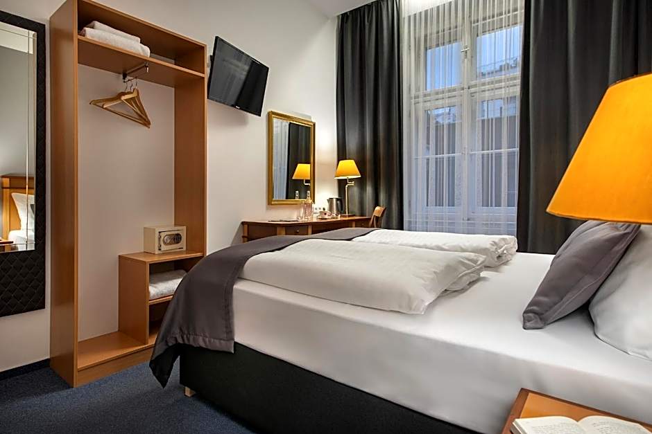 Prague Season Hotel
