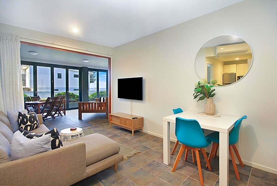 Lennox Holiday Apartments