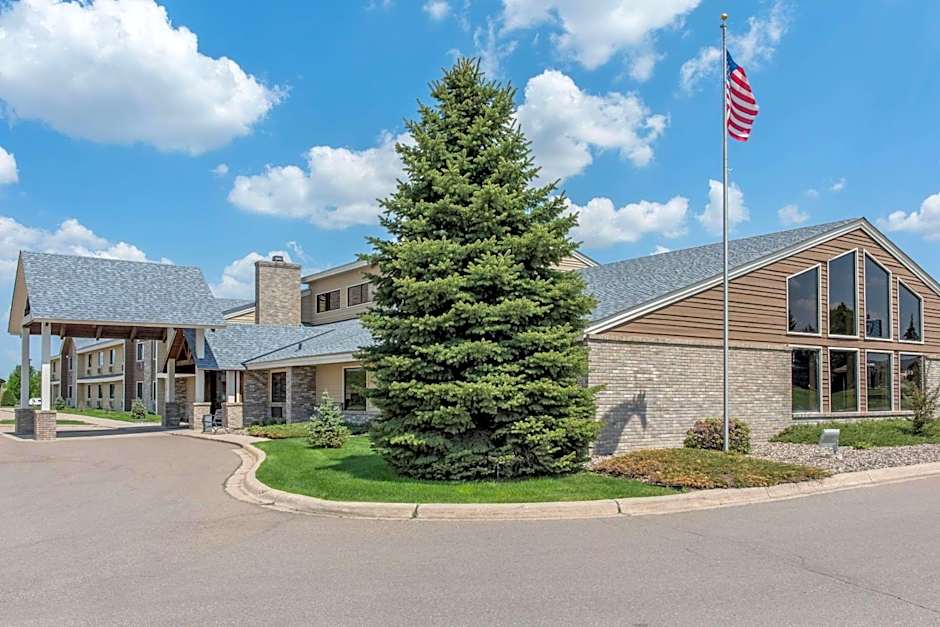 New Prague Inn & Suites, New Prauge