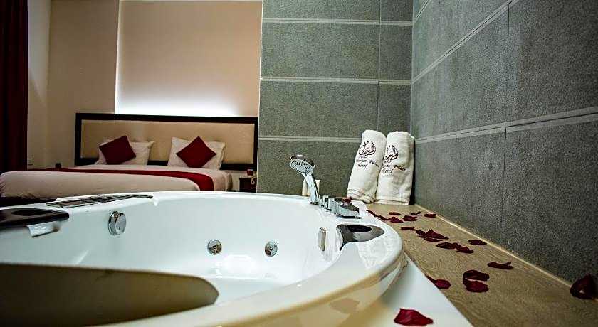 Al Murjan Palace Hotel