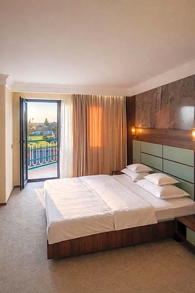 Hotel President