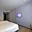 Urban H Hotel