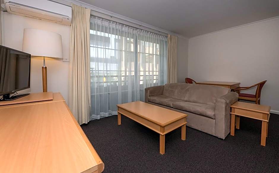 Napoleon On Kent Hotel