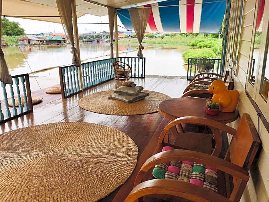 อยู่แพ PaeStay อุทัยธานี