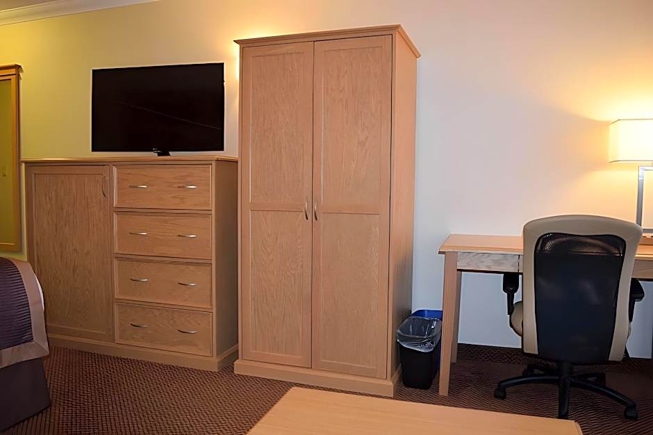 Best Western Plus Cobourg Inn & Convention Centre