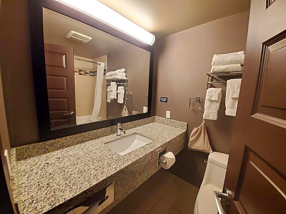 Best Western Plus Fox Creek