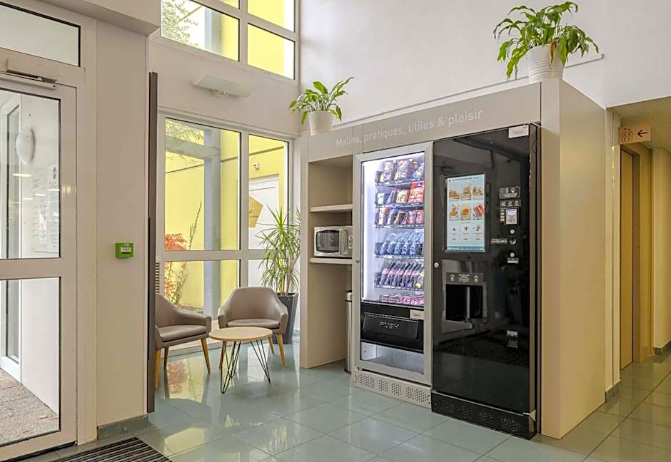 B&B HOTEL Douai Parc Des Expos Cuincy