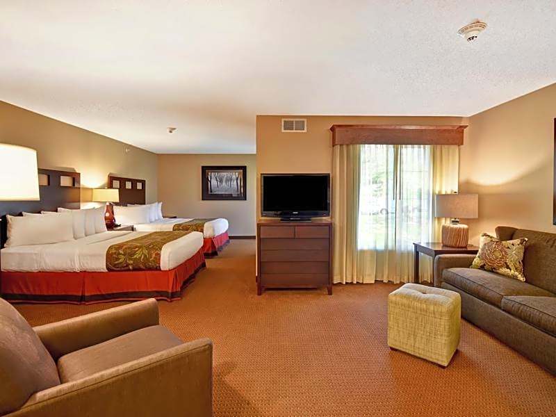 GrandStay Hotel & Suites La Crosse