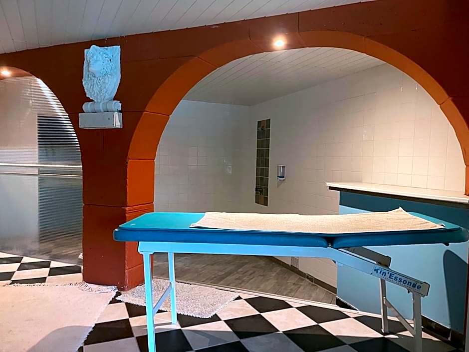 Chambre au Domaine Spa-piscine sauna