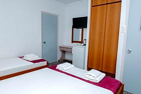 Triple Room with Side Sea View