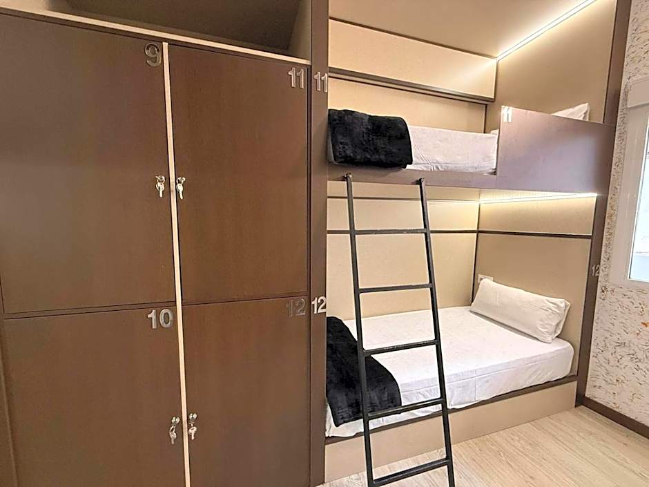 Hostel TKH-Rooms Mate