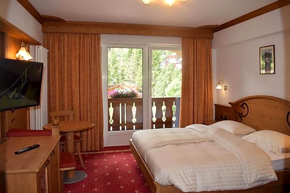 Hotel Crepes de Sela