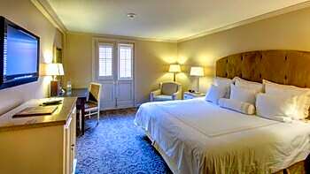 Premium King Room