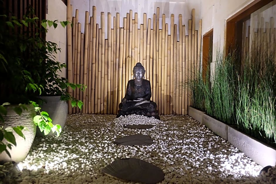 Villa Pilou – Tanah Lot, WY