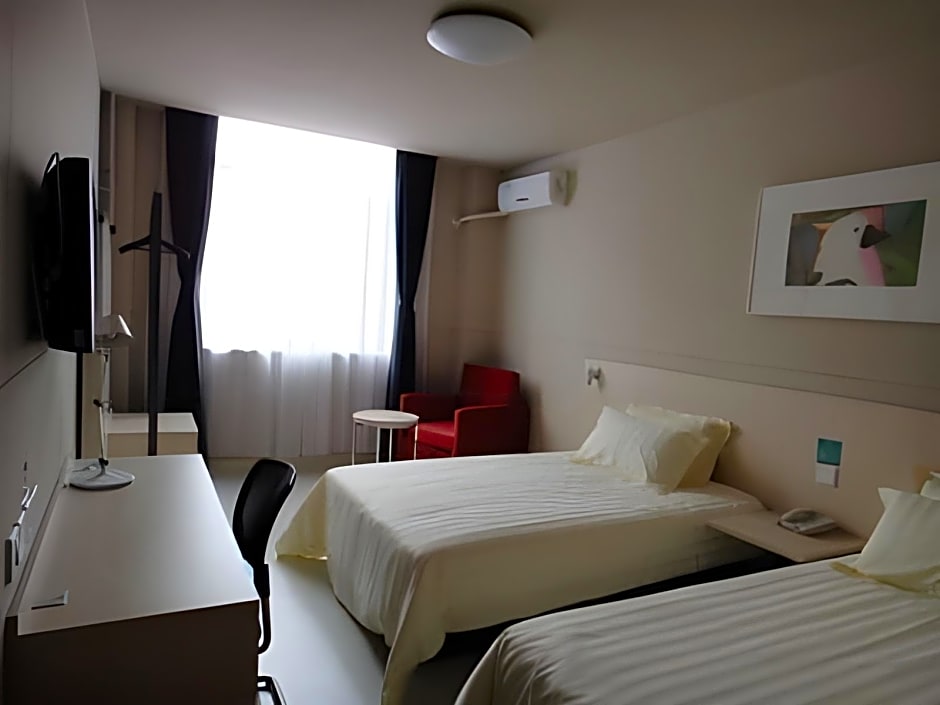 Jinjiang Inn Yantai Binhai Haiyun Road