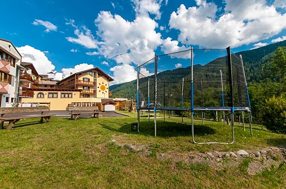Hotel Val Di Sole