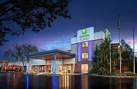 Holiday Inn Express - Akron NW - FairlawnBy IHG